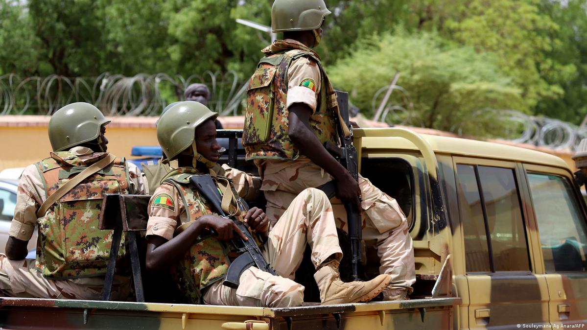 MALI: Military Advance Towards Kidal, a Stronghold controlled by the Rebels